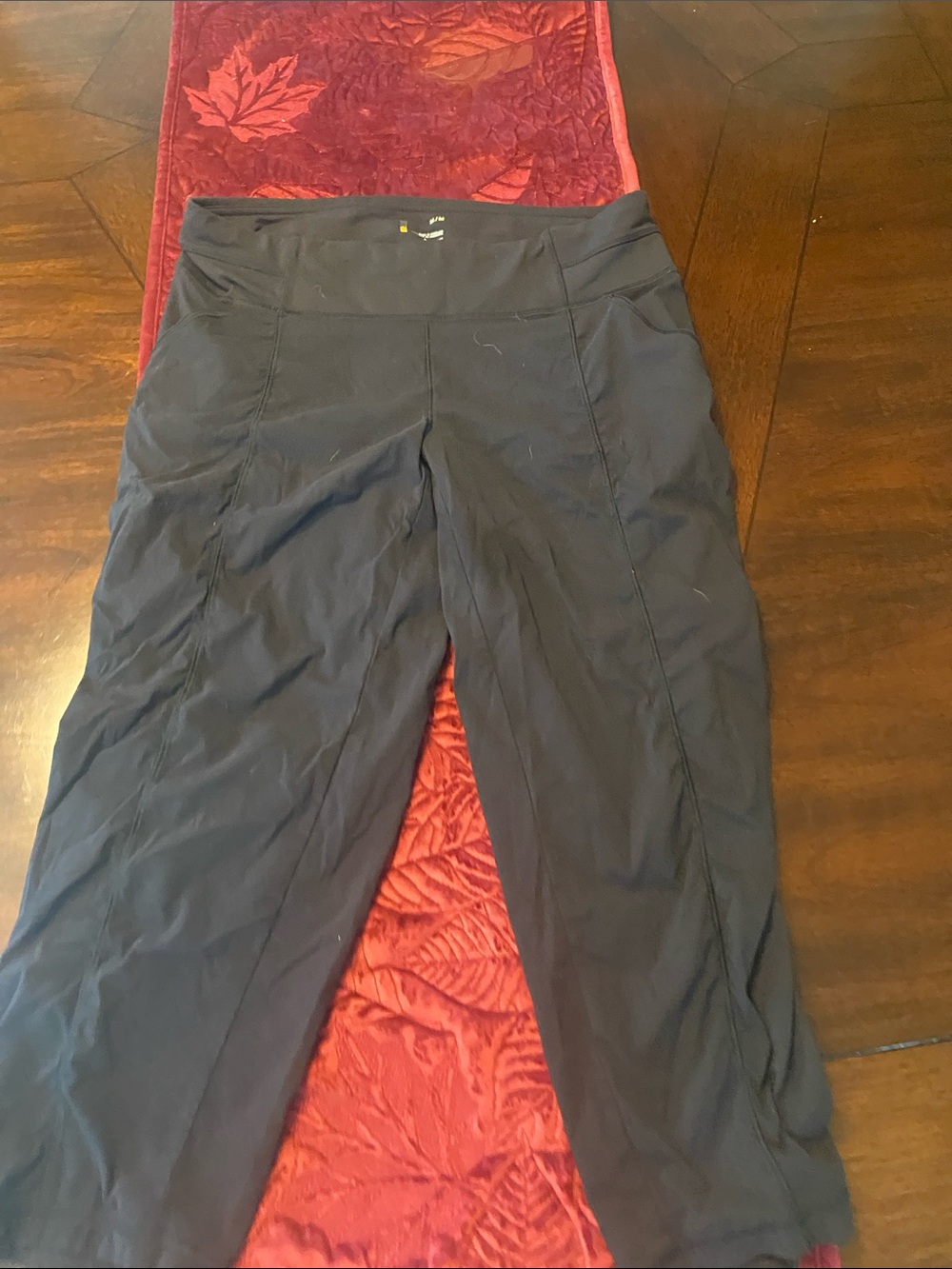 Lucy Black Capris with Wide Waistband